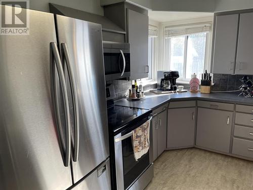 348 Maretta St, Sault Ste. Marie, ON - Indoor Photo Showing Kitchen