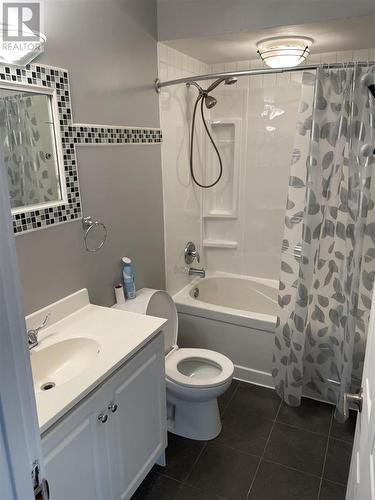 348 Maretta St, Sault Ste. Marie, ON - Indoor Photo Showing Bathroom