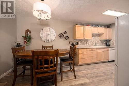 301-1085 12Th Ave, Kamloops, BC - Indoor Photo Showing Dining Room