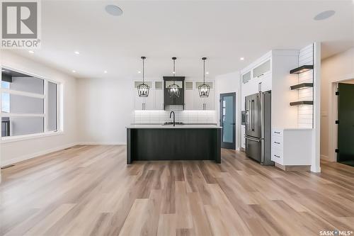 360 Emerald Park Road, Emerald Park, SK - Indoor Photo Showing Kitchen With Upgraded Kitchen