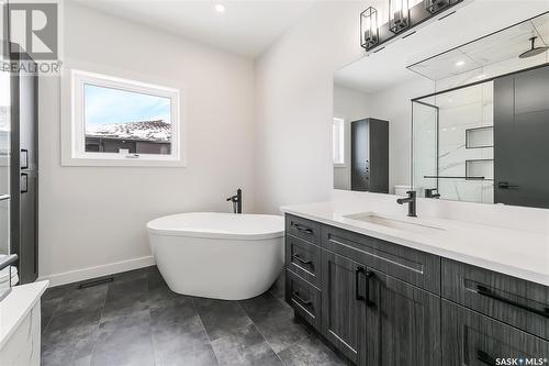 360 Emerald Park Road, Emerald Park, SK - Indoor Photo Showing Bathroom