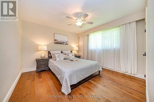 746 Sedore Avenue, Georgina, ON - Indoor Photo Showing Bedroom