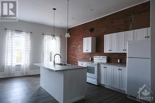 upstairs unit - 52 Madawaska Street, Arnprior, ON - Indoor Photo Showing Kitchen