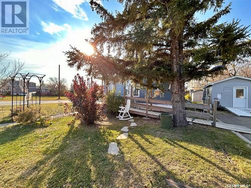 11 Warren Street, Redvers, SK - Outdoor