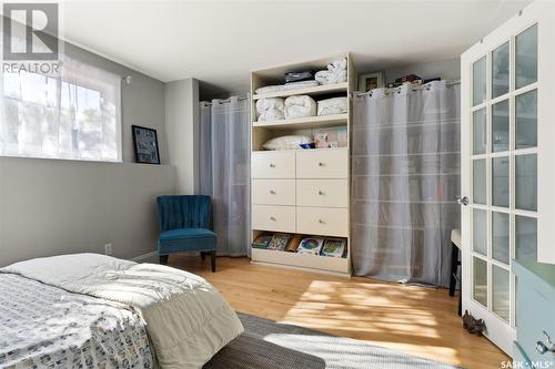 94 Academy Park Road, Regina, SK - Indoor Photo Showing Bedroom