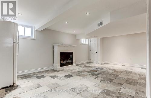 115 Crosby Avenue, Richmond Hill, ON - Indoor