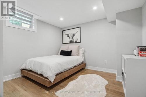 4145 Prince George Avenue, Mississauga, ON - Indoor Photo Showing Bedroom