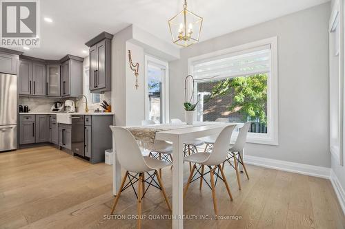 4145 Prince George Avenue, Mississauga, ON - Indoor Photo Showing Dining Room