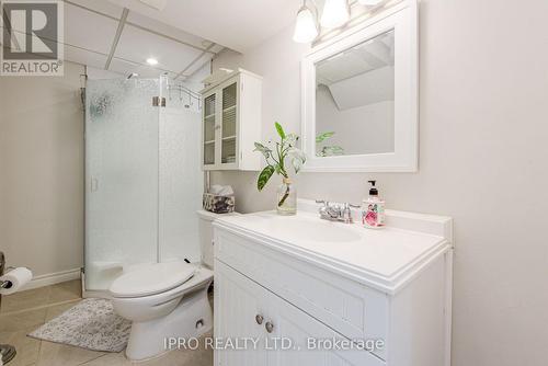 4193 Powderhorn Crescent, Mississauga, ON - Indoor Photo Showing Bathroom