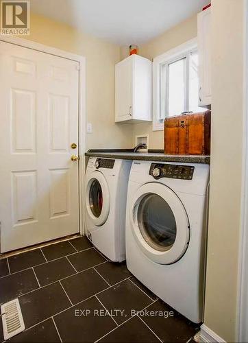 1666 Mcneil Road, London, ON - Indoor Photo Showing Laundry Room