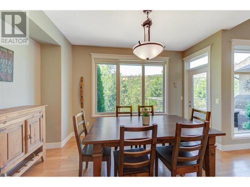 1173 Peak Point Drive, West Kelowna, BC - Indoor Photo Showing Dining Room