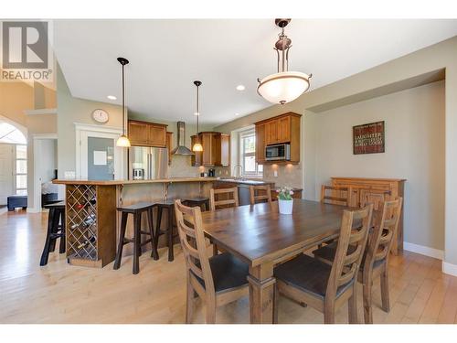 1173 Peak Point Drive, West Kelowna, BC - Indoor Photo Showing Dining Room