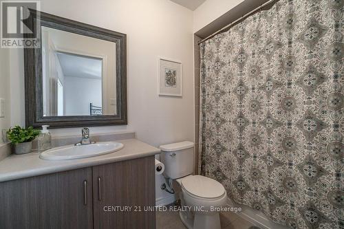 972 Avery Avenue, Peterborough (Monaghan), ON - Indoor Photo Showing Bathroom