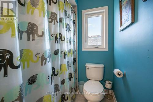 972 Avery Avenue, Peterborough (Monaghan), ON - Indoor Photo Showing Bathroom