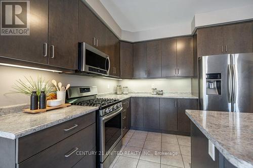 972 Avery Avenue, Peterborough (Monaghan), ON - Indoor Photo Showing Kitchen With Upgraded Kitchen