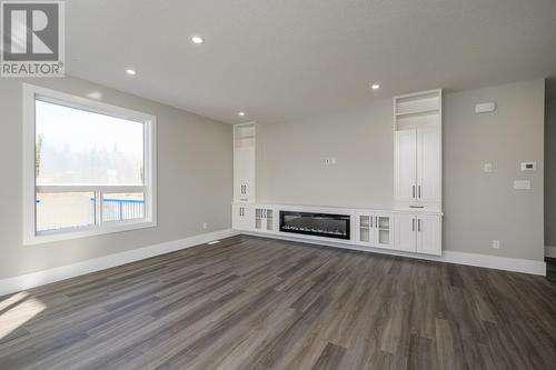 7833 Southridge Avenue, Prince George, BC - Indoor With Fireplace