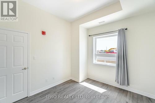 118 - 200 Lagerfeld Drive, Brampton, ON - Indoor Photo Showing Other Room