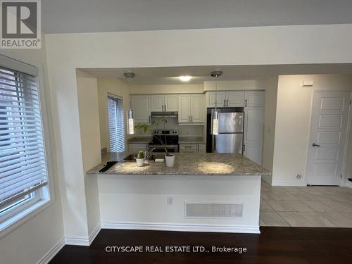 47 - 1000 Aselton Boulevard, Milton, ON - Indoor Photo Showing Kitchen