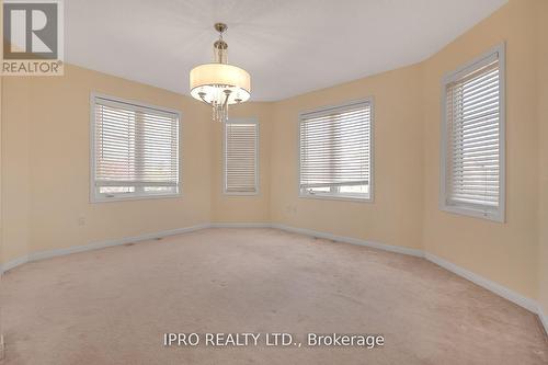 650 Holly Avenue, Milton, ON - Indoor Photo Showing Other Room