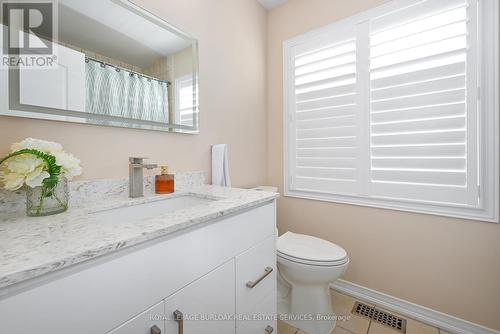 3182 Tim Dobbie Drive, Burlington, ON - Indoor Photo Showing Bathroom