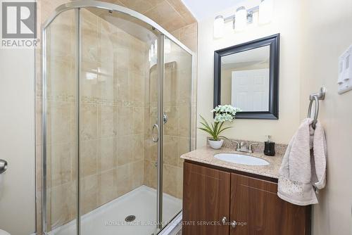 3182 Tim Dobbie Drive, Burlington, ON - Indoor Photo Showing Bathroom