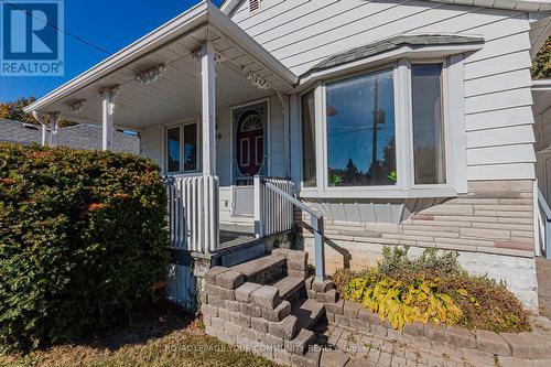 309 Andrew Street, Newmarket, ON - Outdoor With Deck Patio Veranda