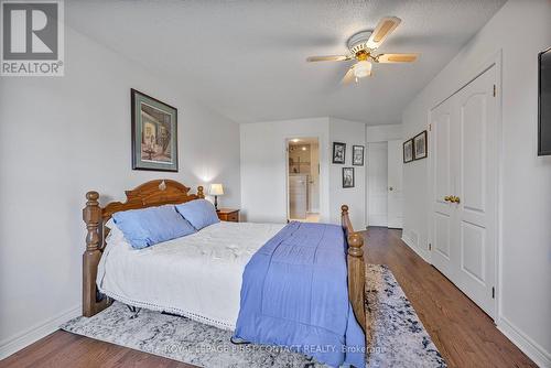 93 Bayshore Drive, Ramara, ON - Indoor Photo Showing Bedroom