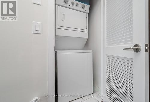 D416 - 333 Sea Ray Avenue, Innisfil, ON - Indoor Photo Showing Laundry Room