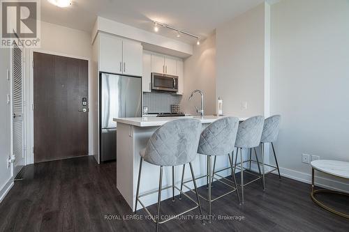 D416 - 333 Sea Ray Avenue, Innisfil, ON - Indoor Photo Showing Kitchen