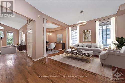 44 Grengold Way, Ottawa, ON - Indoor Photo Showing Living Room