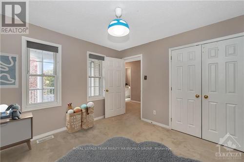 44 Grengold Way, Ottawa, ON - Indoor Photo Showing Bedroom