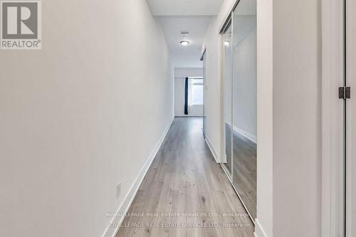 326 - 111 St Clair Avenue W, Toronto, ON - Indoor Photo Showing Other Room