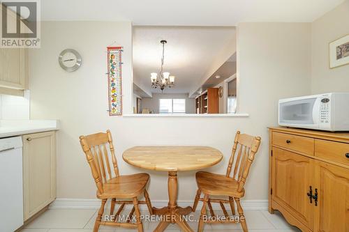 307 - 121 Woodbridge Avenue, Vaughan, ON - Indoor Photo Showing Dining Room