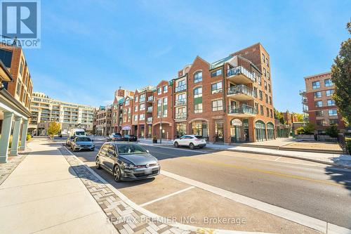 307 - 121 Woodbridge Avenue, Vaughan, ON - Outdoor With Facade