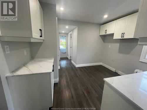 770 Pierre Avenue Unit# Upper, Windsor, ON - Indoor Photo Showing Laundry Room