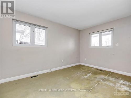 5961 Perth Street, Ottawa, ON - Indoor Photo Showing Other Room