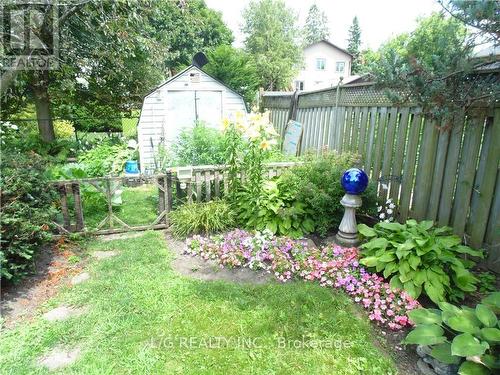 75 Buell Street, Brockville, ON - Outdoor