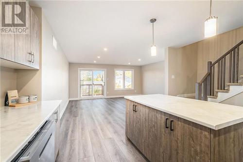 101 Dowdall Circle, Carleton Place, ON - Indoor Photo Showing Kitchen