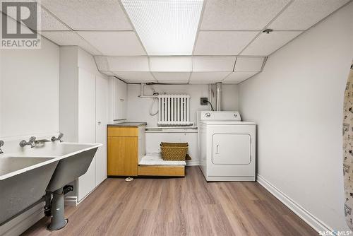 3374 Albert Street, Regina, SK - Indoor Photo Showing Laundry Room