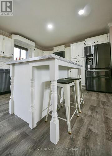 106 Renison Avenue, Timmins (Main Area), ON - Indoor Photo Showing Kitchen