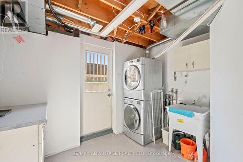 51 Weymouth Drive, London, ON - Indoor Photo Showing Laundry Room