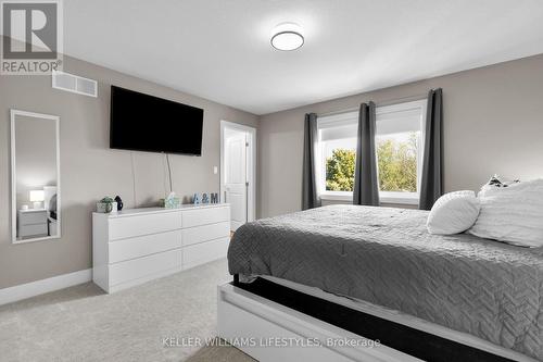 46 - 601 Lions Park Drive, Strathroy-Caradoc (Mount Brydges), ON - Indoor Photo Showing Bedroom