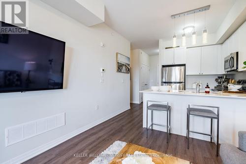 412 - 65 Shipway Avenue, Clarington (Newcastle), ON - Indoor Photo Showing Kitchen With Upgraded Kitchen