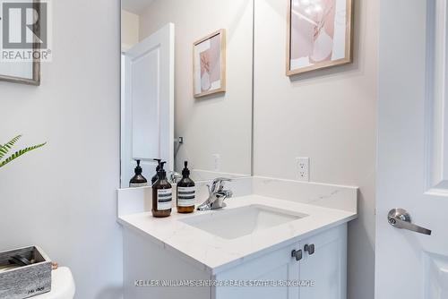 412 - 65 Shipway Avenue, Clarington (Newcastle), ON - Indoor Photo Showing Bathroom