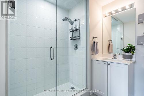 412 - 65 Shipway Avenue, Clarington (Newcastle), ON - Indoor Photo Showing Bathroom