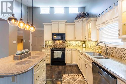 406 Lupin Drive, Whitby, ON - Indoor Photo Showing Kitchen With Double Sink