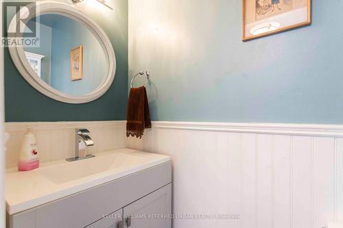 406 Lupin Drive, Whitby, ON - Indoor Photo Showing Bathroom