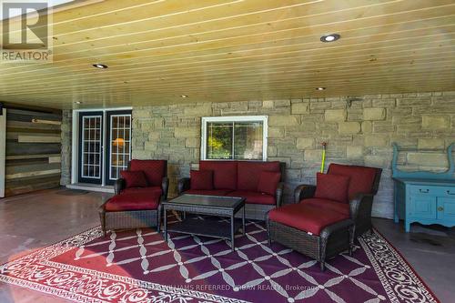 406 Lupin Drive, Whitby, ON - Outdoor With Deck Patio Veranda With Exterior