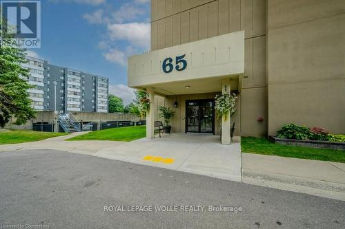 801 - 65 Highland Crescent, Kitchener, ON - Outdoor