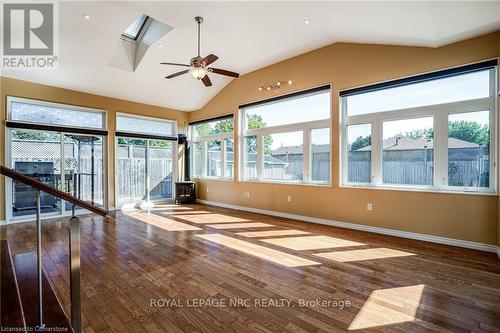 5 Lorne Avenue, Grimsby, ON - Indoor Photo Showing Other Room